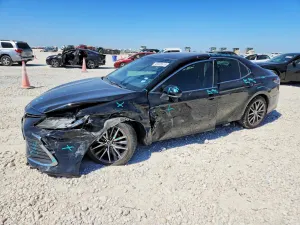 Toyota Camry 2.5L 4 2021