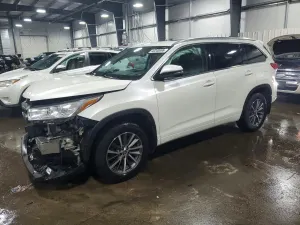 Toyota Highlander 3.5L 6 2018