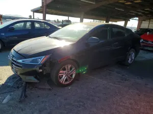 Hyundai Elantra 2.0L 4 2019