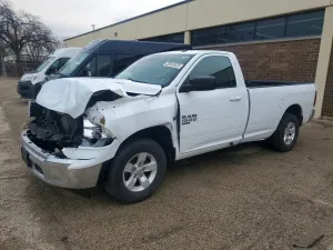 RAM 1500 5.7L 8 2021
