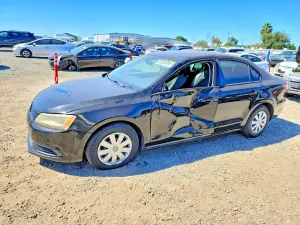 Volkswagen Jetta 2.0L 4 2014