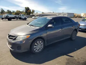 Toyota Corolla 1.8L 4 2013