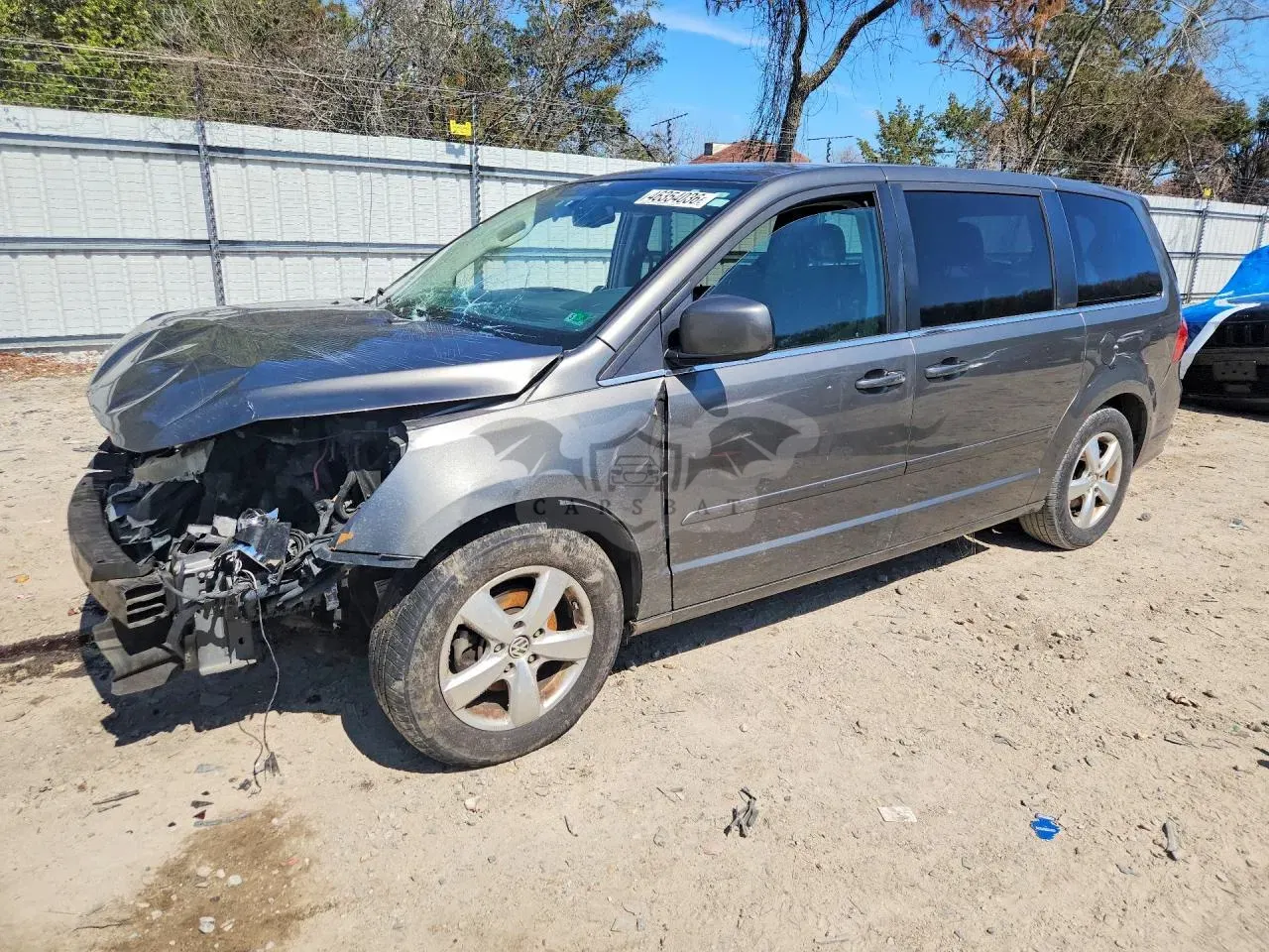 Volkswagen Routan 3.8L 6 2010