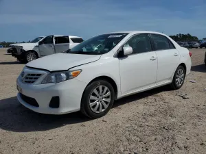 Toyota Corolla 1.8L 4 2013