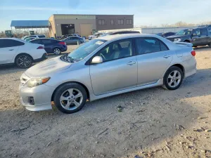 Toyota Corolla 1.8L 4 2012