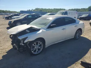 Nissan Maxima 3.5L 6 2012
