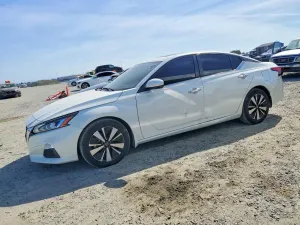 Nissan Altima 2.5L 4 2021