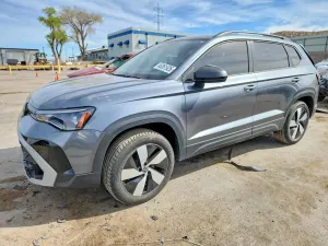 Volkswagen Taos 1.5L 4 2025
