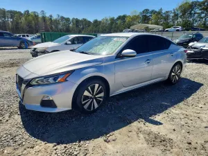 Nissan Altima 2.5L 4 2021