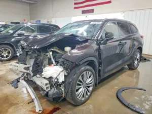 Toyota Highlander 3.5L 6 2021
