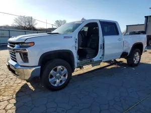 Chevrolet Silverado 1500 6.6L 8 2020