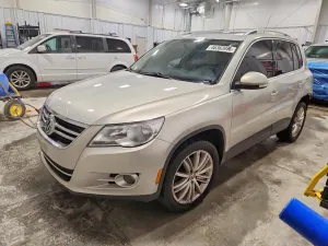 Volkswagen Tiguan 2.0L 4 2011