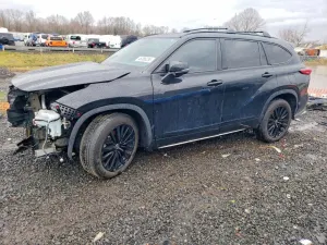 Toyota Highlander 2.4L 4 2023