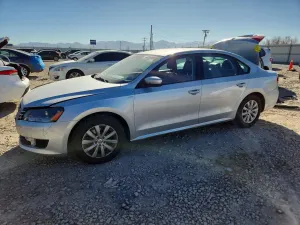 Volkswagen Passat 1.8L 4 2014