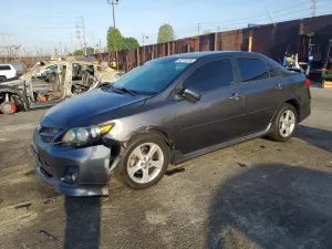 Toyota Corolla 1.8L 4 2012