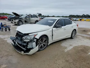 Infiniti Q50 3.0L 6 2020