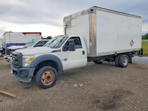 Ford F-450 6.7L 8 2015