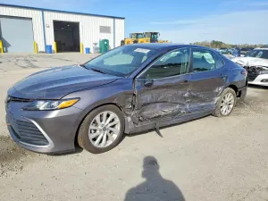 Toyota Camry 2.5L 4 2022