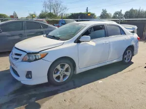 Toyota Corolla 1.8L 4 2013
