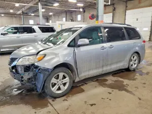 Toyota Sienna 3.5L 6 2011