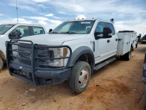 Ford F-450 6.7L 8 2018