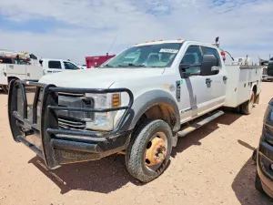 Ford F-450 6.7L 8 2018