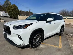 Toyota Highlander 3.5L 6 2022
