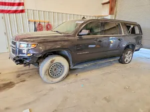 Chevrolet Suburban 5.3L 8 2016