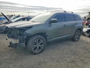 Toyota Highlander 3.5L 6 2019