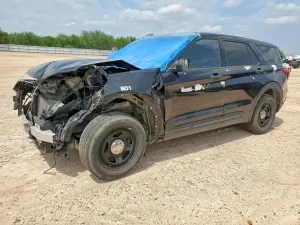 Ford Explorer 3.3L 6 2023
