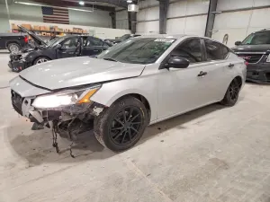 Nissan Altima 2.5L 4 2019