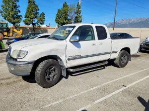 Toyota Tundra 4.7L 8 2002
