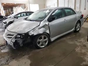 Toyota Corolla 1.8L 4 2012