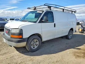 GMC Savana 4.8L 8 2012
