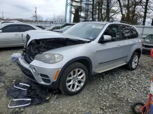BMW X5 3.0L 6 2012