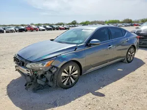 Nissan Altima 2.5L 4 2019