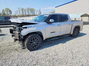 Toyota Tundra 3.4L 6 2023
