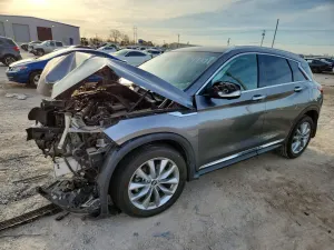 Infiniti QX50 2.0L 4 2019