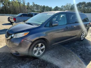 Toyota Sienna 3.5L 6 2013