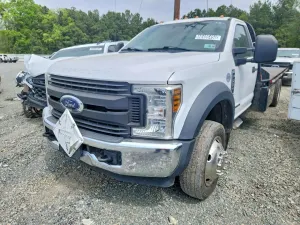 Ford F550 6.7L 8 2019