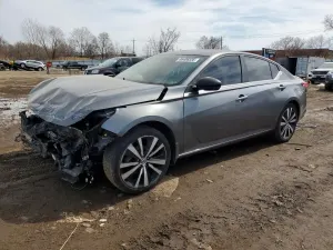 Nissan Altima 2.5L 4 2019