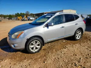 Nissan Rogue 2.5L 4 2011