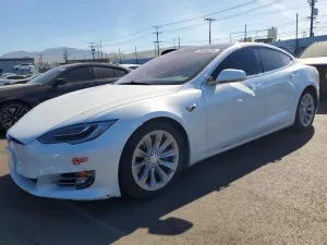 Tesla Model S 2016