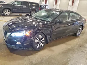 Nissan Altima 2.5L 4 2021