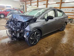 Nissan Versa 1.6L 4 2024