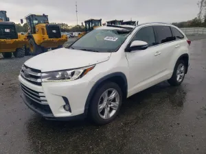 Toyota Highlander 3.5L 6 2018