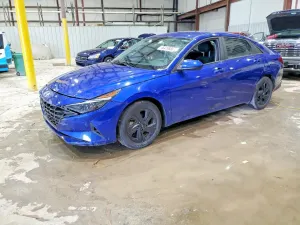 Hyundai Elantra 2.0L 4 2023