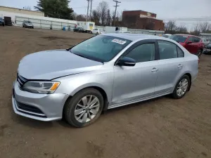 Volkswagen Jetta 1.8L 4 2015