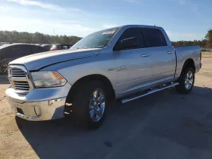 RAM 1500 5.7L 8 2014