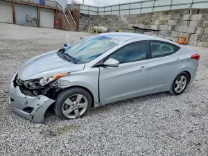Hyundai Elantra 1.8L 4 2013